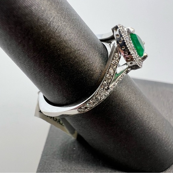 14k White Gold Diamond & Emerald Ring - Picture 2 of 7